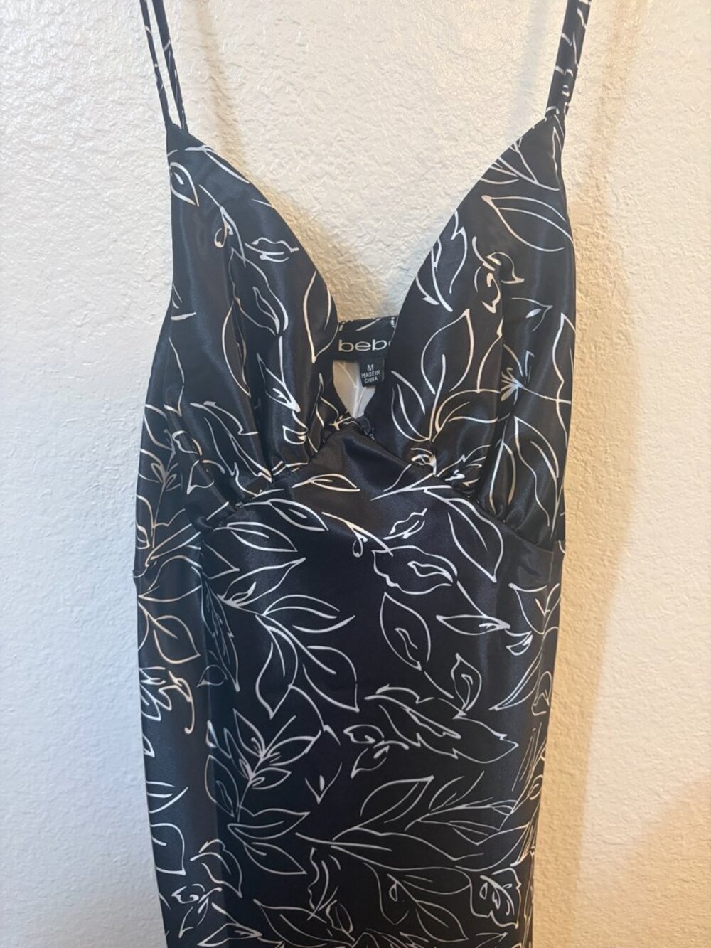 Bebe Black & White Floral Satin Maxi Dress – Size M, NWT - Picture 6 of 8
